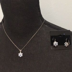 Blue Daisy Necklace and Earring Set